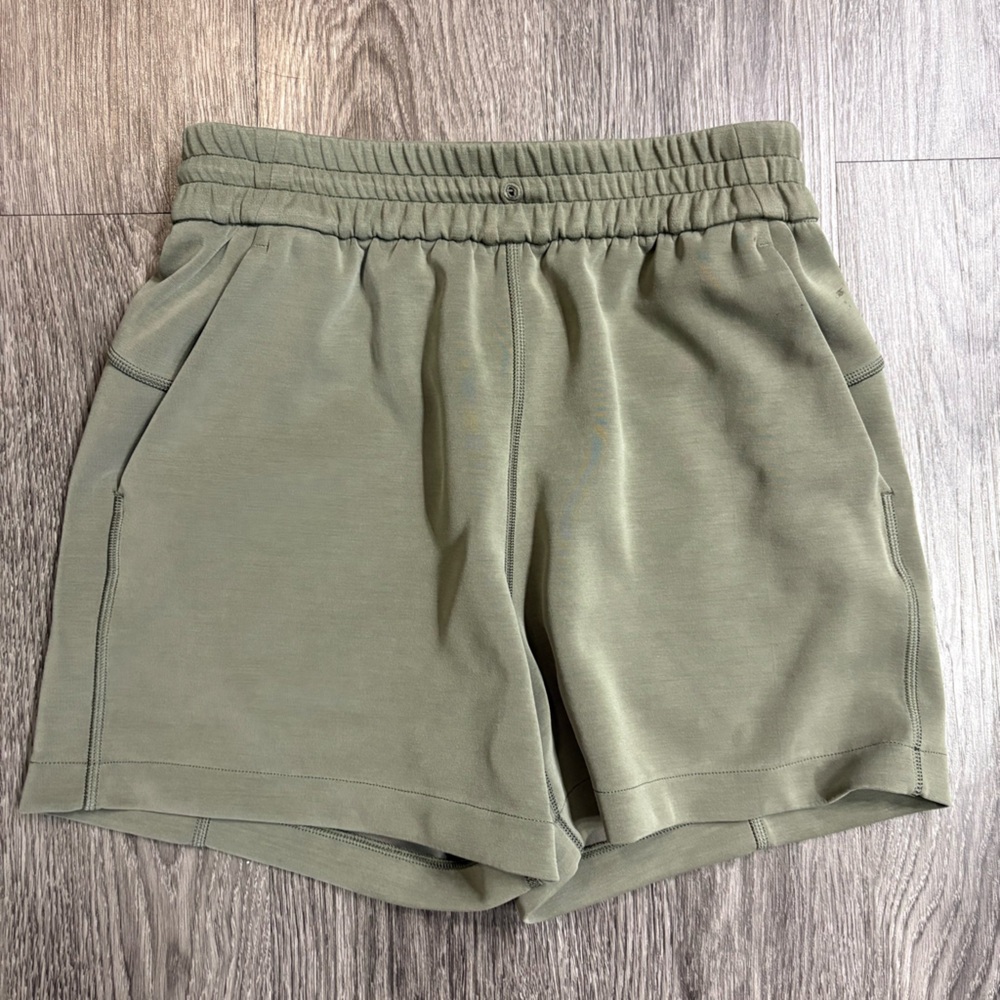 Lululemon Softstreme Shorts
